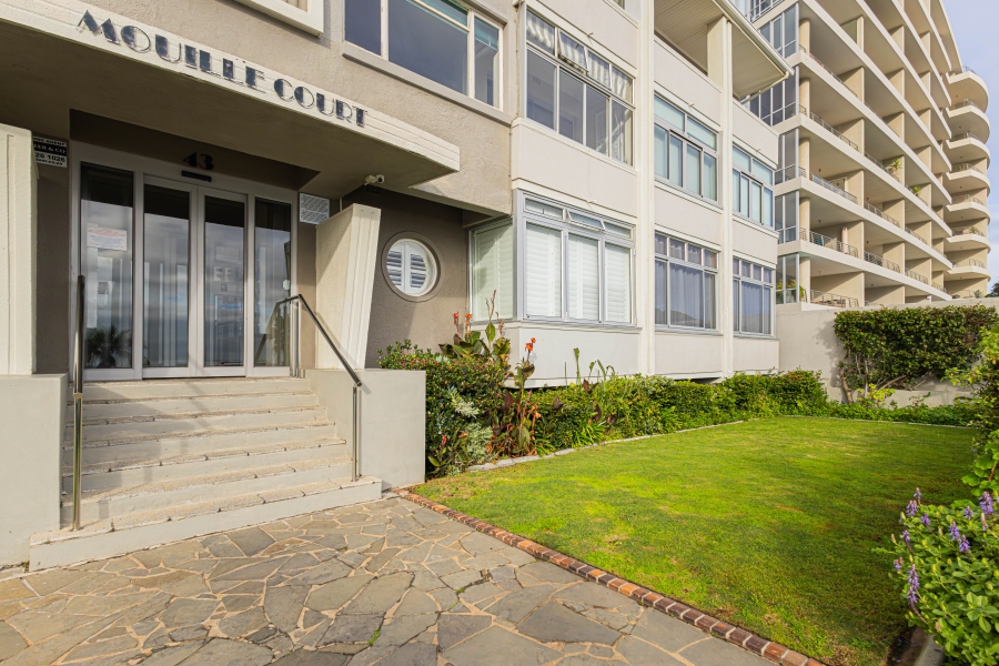 To Let 1 Bedroom Property for Rent in Mouille Point Western Cape